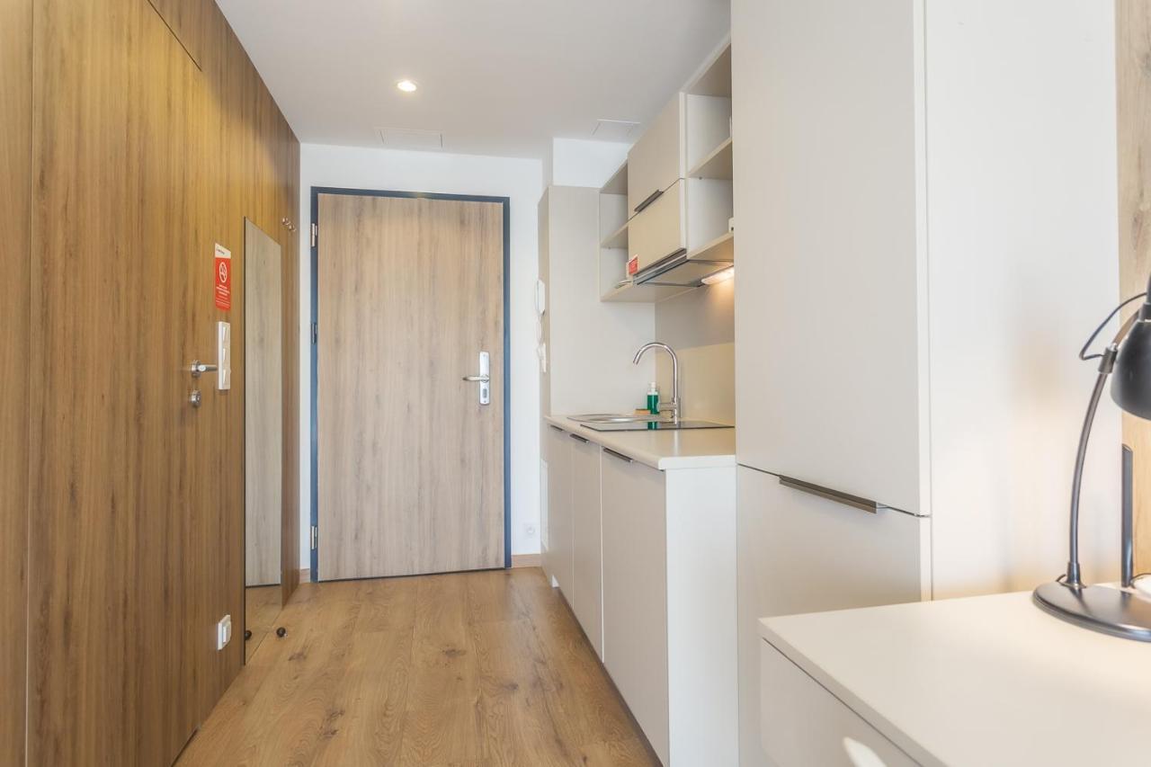 Rentplanet - Apartamenty Wolska Warsaw Exterior photo